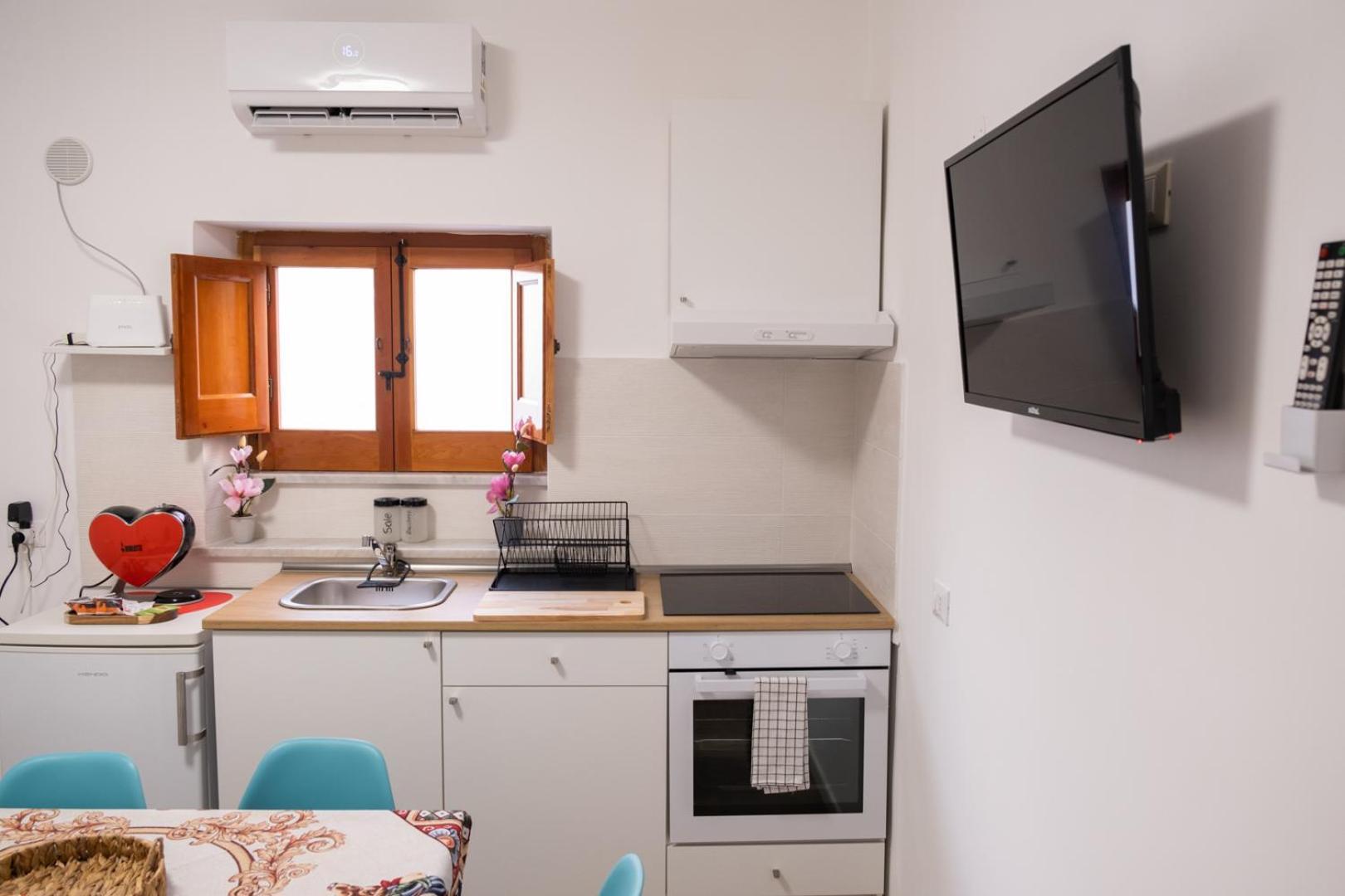 Matilde'S Holiday House Terrasini Ngoại thất bức ảnh