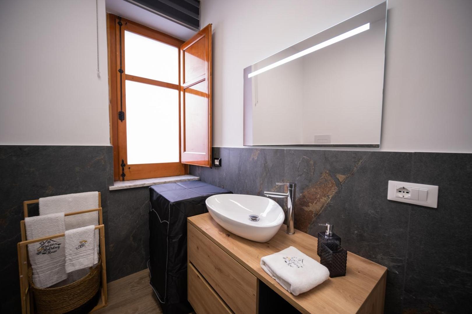 Matilde'S Holiday House Terrasini Ngoại thất bức ảnh