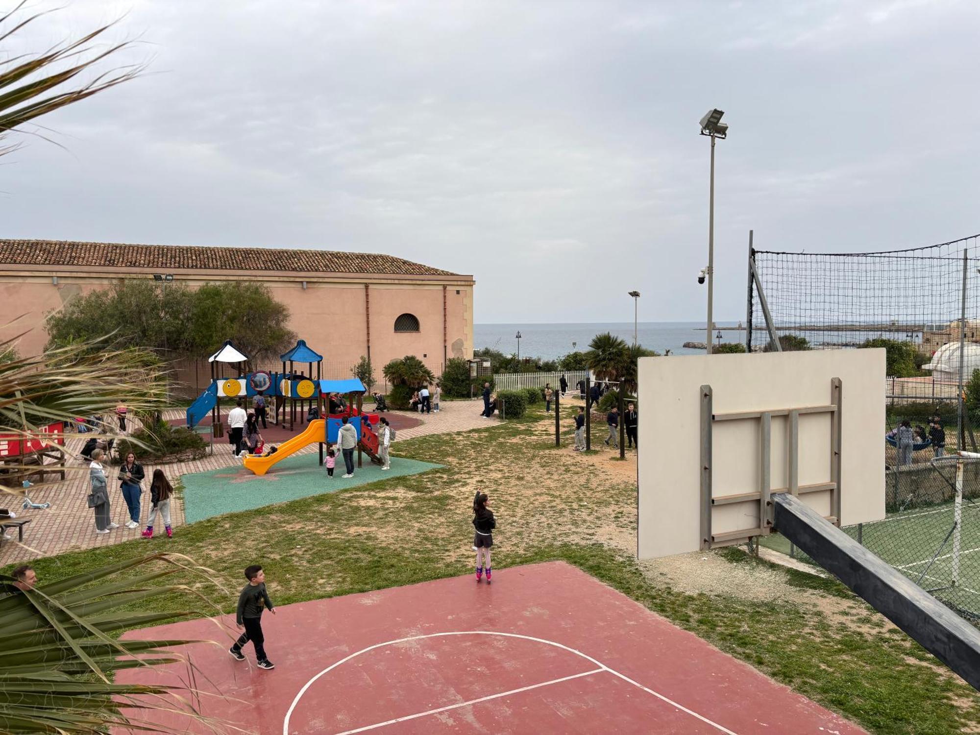 Matilde'S Holiday House Terrasini Ngoại thất bức ảnh